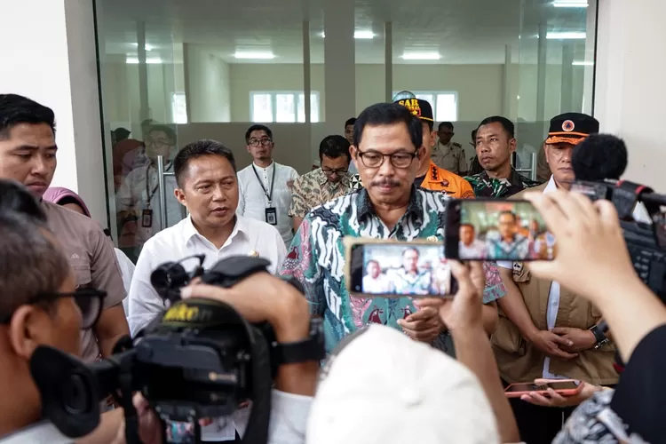 Markas BPBD Salatiga diresmikan oleh Penjabat (Pj) Gubernur Jateng, Nana Sudjana, Jumat (2/2/2024).  (Foto: Edi Susanto)