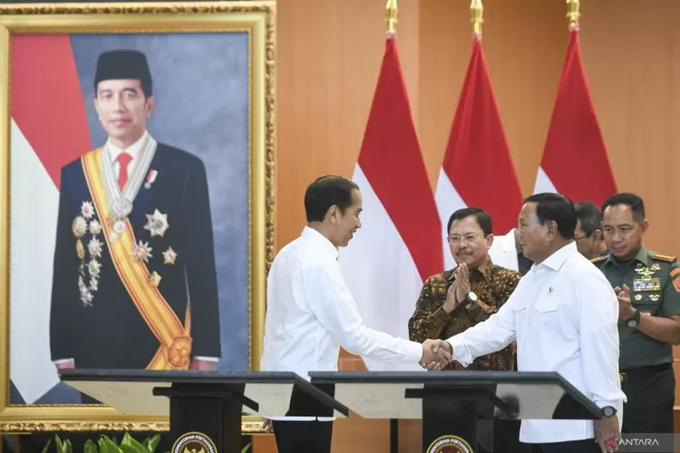 Presiden Jokowi Beri Kenaikan Pangkat Jenderal Bintang Empat Kepada ...