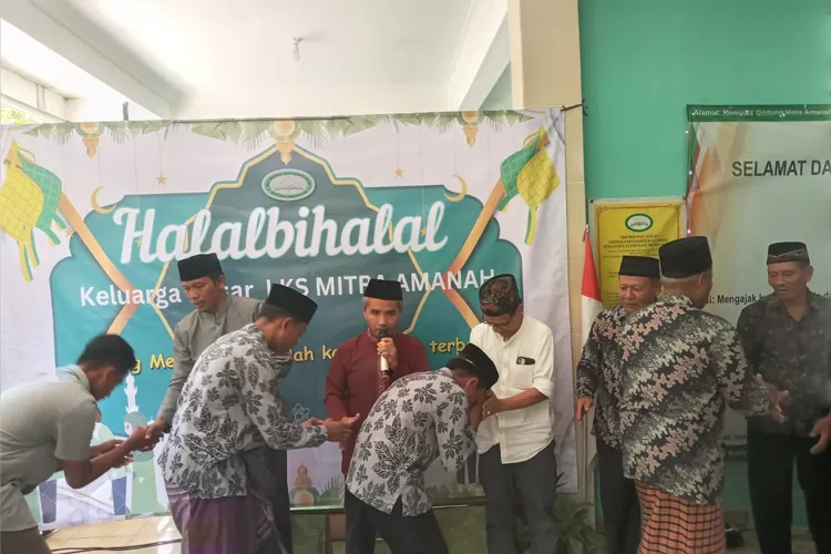 LKS Mitra Amanah menggelar halal bihalal dan syawalan.  (Foto: Dok. Istimewa)