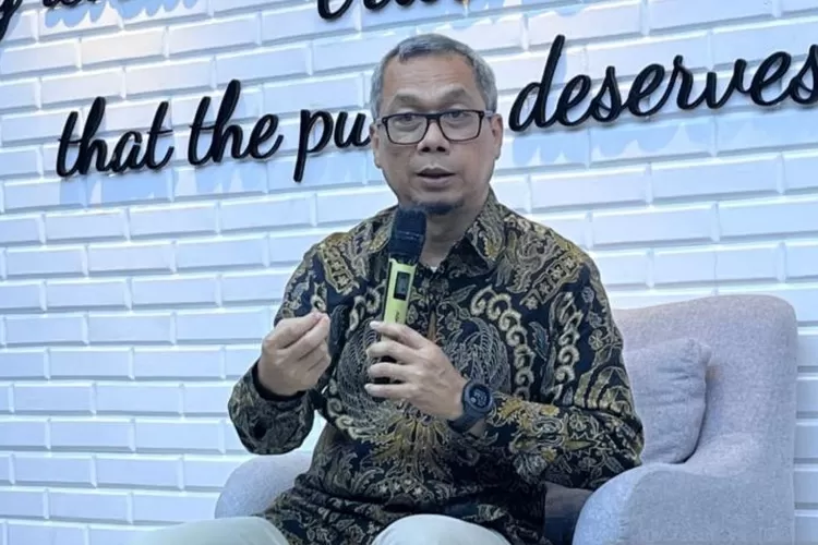 Direktur Jenderal Informasi dan Komunikasi Publik Kementerian Komunikasi dan Informatika Usman Kansong memberikan paparan dalam kegiatan "Ngopi Bareng Kominfo" di Gedung Kementerian Kominfo, Jakarta, Jumat (3/5/2024) ( ANTARA/Fathur Rochman)