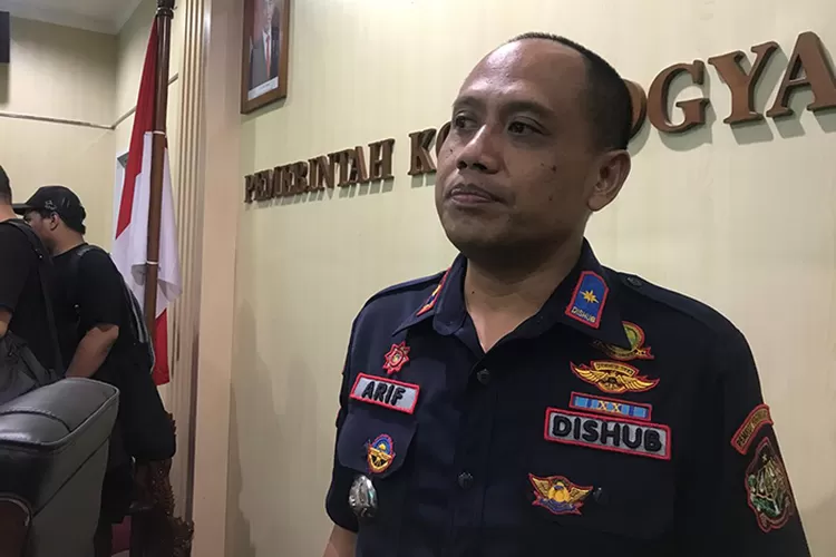 Kepala Dinas Perhubungan Kota Yogyakarta, Agus Arif Nugroho saat menjelaskan penindakan terhadap endaraan yang parkir sembarangan.  (WAHYU TURI K)