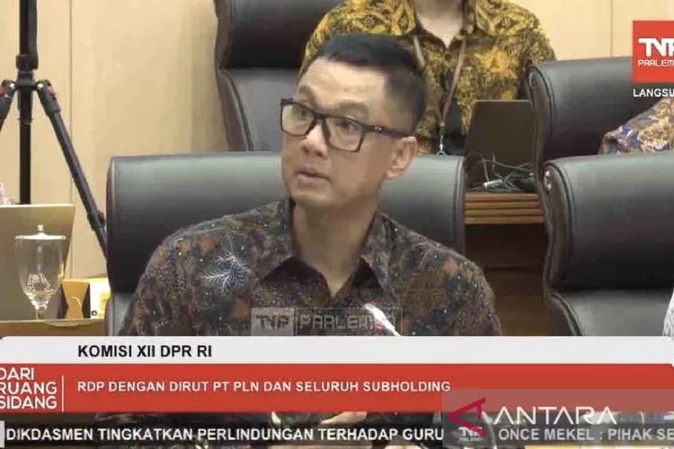Tangkapan layar Direktur Utama PLN Darmawan Prasodjo dalam agenda Rapat Dengar Pendapat (RDP) bersama Komisi XII DPR RI di Jakarta, Senin (2/12/2024).  (ANTARA/Harianto)