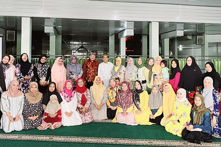 Foto Bersama usai pengajian rutin komite TK ABA Tegalrejo.  (Dok )