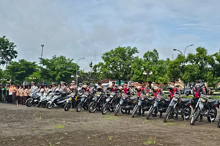 Gelar Pasukan Operasi Lilin Progo 2024 pengamanan Nataru di Gunungkidul. (Bambang Purwanto)