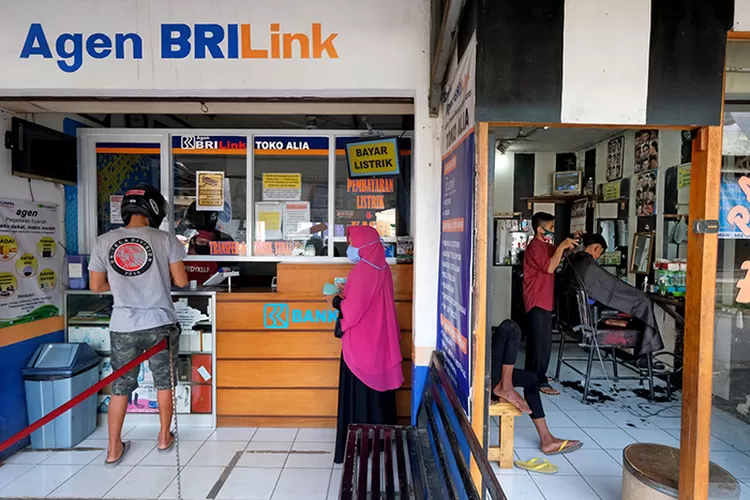 Agen BRILink menjadi salah satu bukti nyata kontribusi BRI Untuk Negeri.  (Dok BRI)