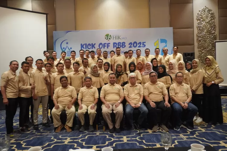 PT BPRS HIK MCI (Harta Insan Karimah Mitra Cahaya Indonesia) Yogyakarta menggelar agenda kick of RBB 2025 di Magelang, Sabtu (25/1).  (Foto: Dok. Istimewa)