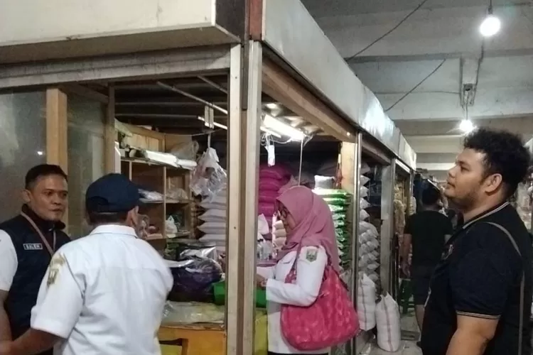 Polisi cek ketersediaan pangan di Kabupaten Semarang dan stabilitas harga. (foto: Humas Polres Semarang)