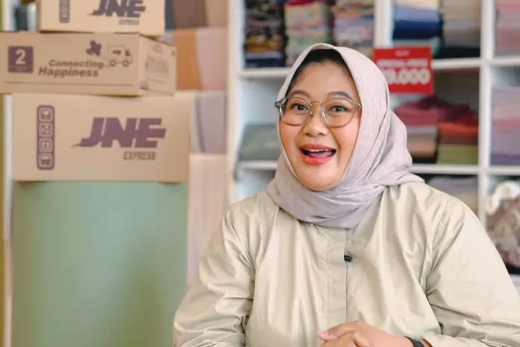 Elita Barbara, Owner Elita Kerudung (Foto: Dok. JNE)