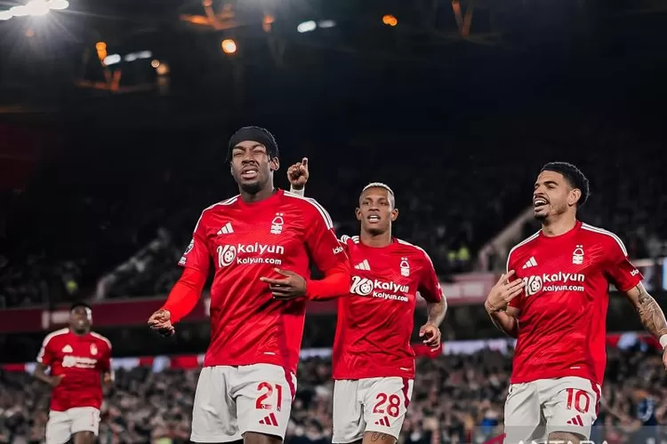 Pemain Nottingham Forest Anthony Elanga berselebrasi setelah mencetak gol kemenangan 1-0 atas mantan timnya Manchester United (MU) dalam pekan ke-30 Liga Inggris di City Ground, Rabu (2/4/2025) WIB. ( ANTARA/Instagram Nottingham Forest)