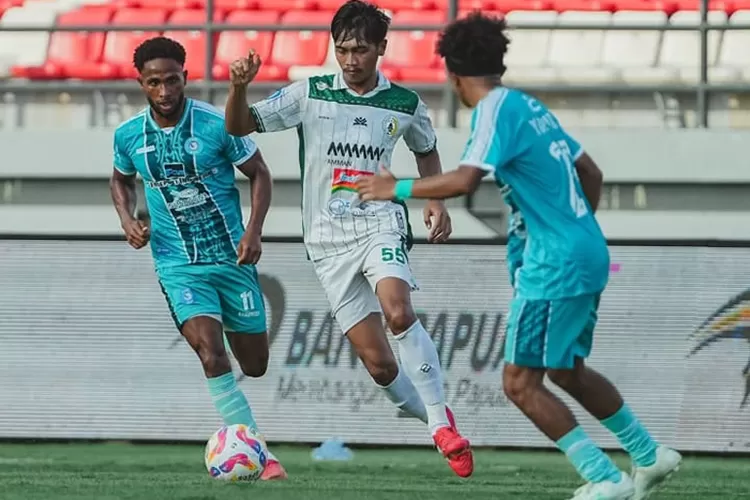 Laga PSS Sleman melawan tuan rumah PSBS Biak pada BRI Liga 1. (Instagram @pssleman)