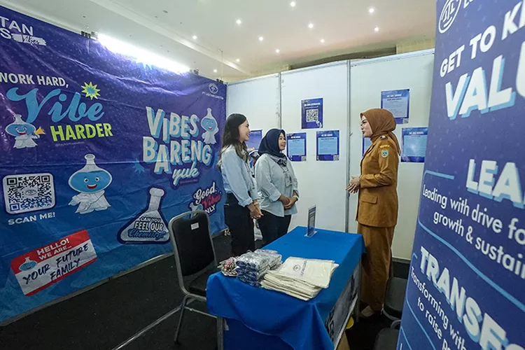 Disperinaker Job Fair Salatiga di Kampus UIN Salatiga.  (Dok Prokompim Salatiga)