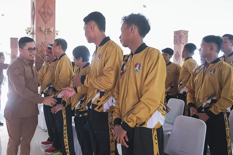 Pelepasan atlet Popda oleh Walikota Magelang.  (Dok)
