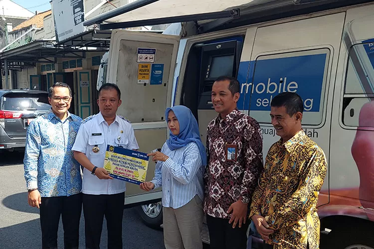 Peluncuran sistem Gitarku di Pasar Wates Kulon Progo. ( Amin Kuntari)