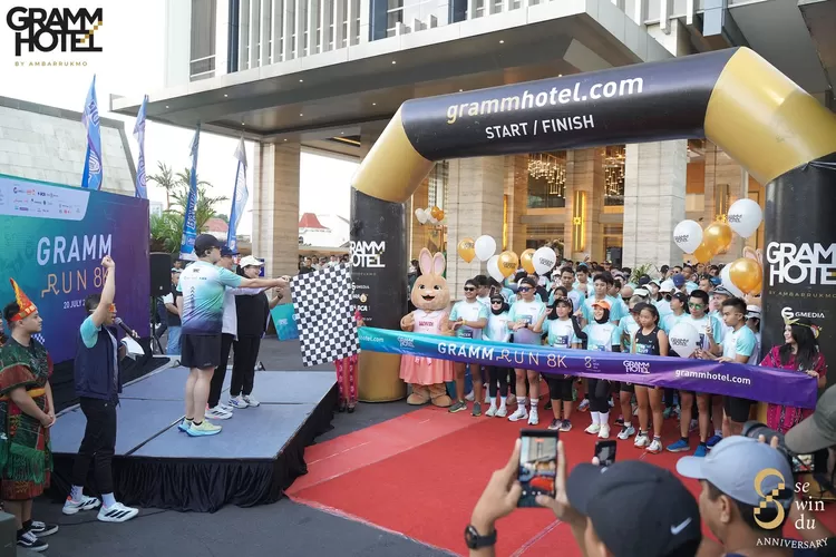 GRAMM Hotel by Ambarrukmo menggelar GRAMM Run 8K pada Minggu (20/7/2025), yang diikuti ratusan peserta dari Yogyakarta dan sekitarnya.  (Foto: Dok. Istimewa)