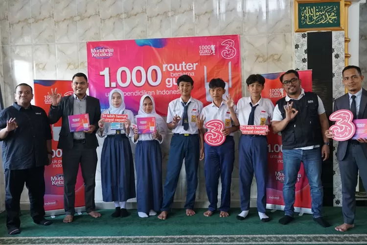 Melalui kampanye Mudahnya Kebaikan yang telah dilaksanakan pada periode bulan Ramadan 2025 lalu, Tri mengajak pelanggan berkontribusi dalam program Sedekah Kuota untuk memperluas akses internet bagi pelajar di wilayah terpencil.  (Foto: Dok. Istimewa)