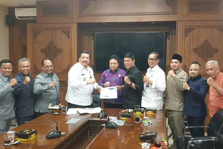 Penasehat Khusus Presiden datang ke DPRD Salatiga, bahas hak angket Pasar Pagi dan lainnya.  (Dok Setwan DPRD Salatiga )