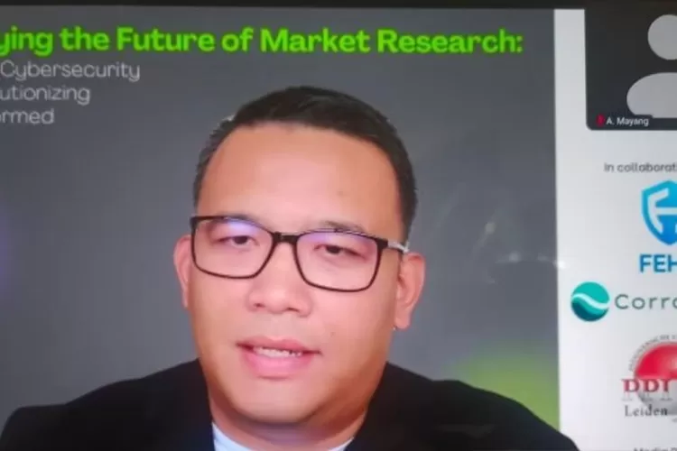 Pendiri dan CEO FeHa International Consulting B.V., Ferry Haris, berbicara dalam diskusi daring "Memperkuat Masa Depan Riset Pasar: Bagaimana AI &amp; Keamanan Siber Merevolusi Keputusan Berbasis Data" pada 20 Agustus 2025. ( ANTARA FOTO/Asri Mayang Sari)