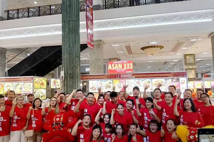 Suasana pembukaan festival bakmi di kompleks SCH.  (Foto: Sulistyanto)