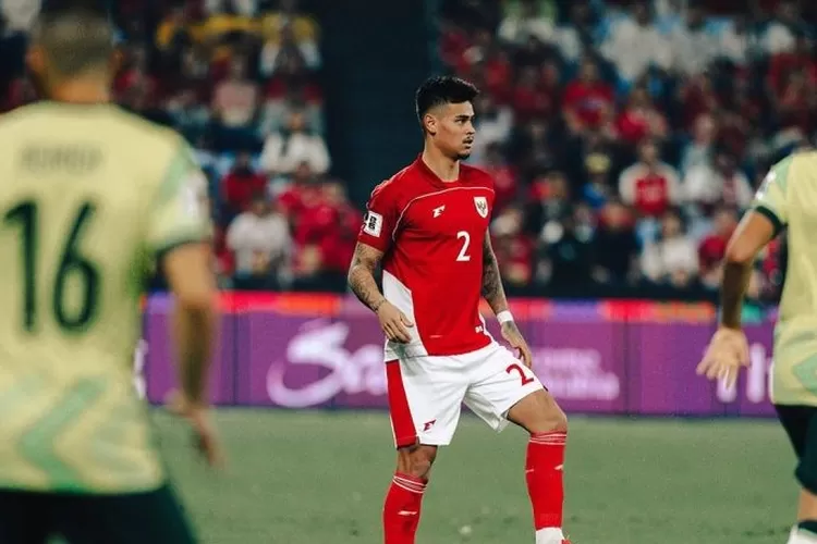 Pemain timnas Indonesia Mees Hilgers saat tampil melawan timnas Australia dalam laga ketujuh kualifikasi Piala Dunia 2026 Grup C di Stadion Sepak Bola Sydney, Kamis (20/3/2025).  (ANTARA/HO-PSSI)