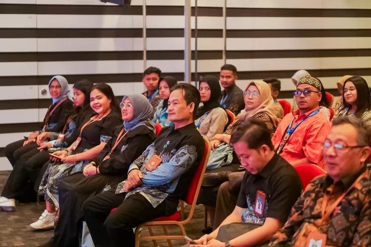 Fakultas Hukum Universitas Widya Mataram (FH UWM) Yogyakarta memberikan pengalaman belajar nyata kepada mahasiswa dengan menyelenggarakan Praktik Latihan Kemahiran Hukum (PLKH) di KPK RI.  (Foto: Dok. Istimewa)