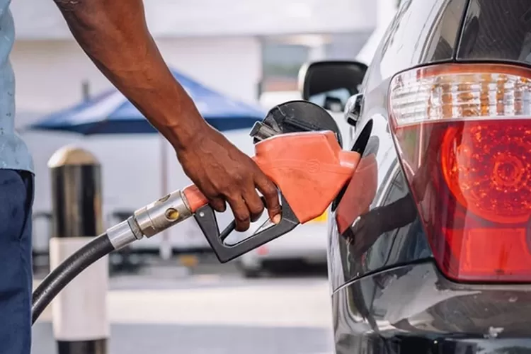 Foto Ilustrasi - SPBU swasta masih alami kekosongan stok BBM meski ada kesepakatan dengan Pertamina.  (Unsplash/mkumbwajr)