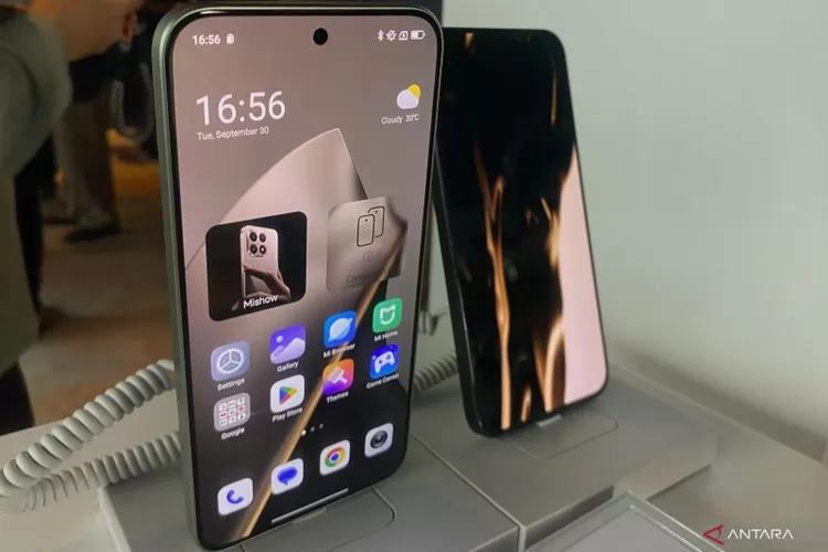 Tampilan Xaiomi 15 T Series.  (ANTARA/Chairul Rohman)