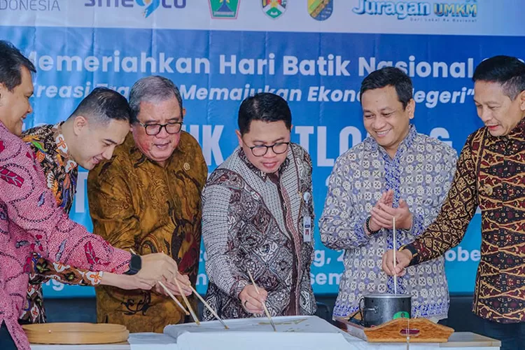  Peluncuran batik magelangan ( Dok. Pemkot Magelang)