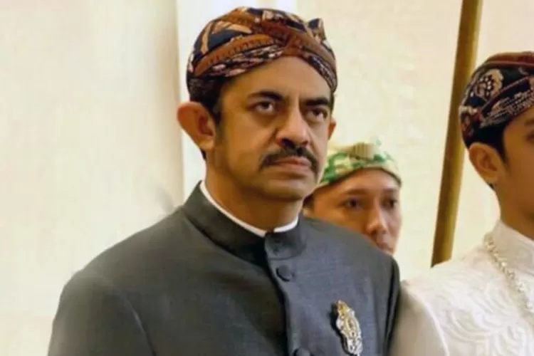 Kejagung mengungkapkan status kependudukan Riza Chalid kini berada dalam posisi tanpa kewarganegaraan alias stateless.  (TikTok/pbwmeewqiw8)