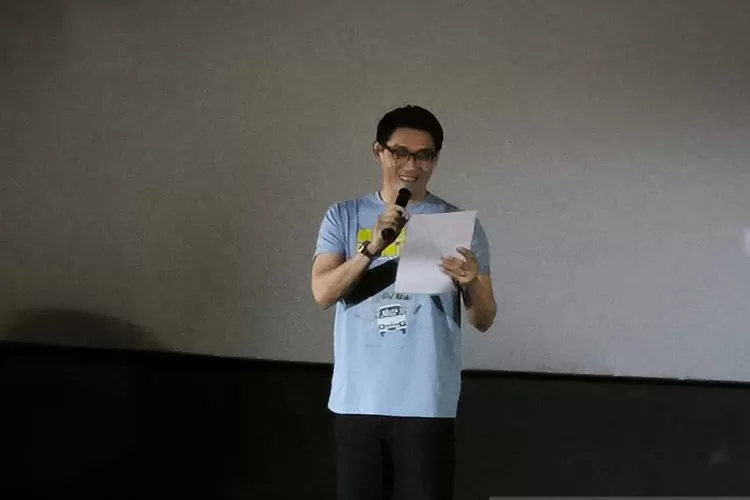 Direktur Utama PT Produksi Film Negara Persero (PFN) Riefian Fajarsyah (Ifan) saat konferensi pers "Menuju Pelaminan" di Jakarta, Senin (6/10/2025).  (ANTARA/Abdu Faisal)