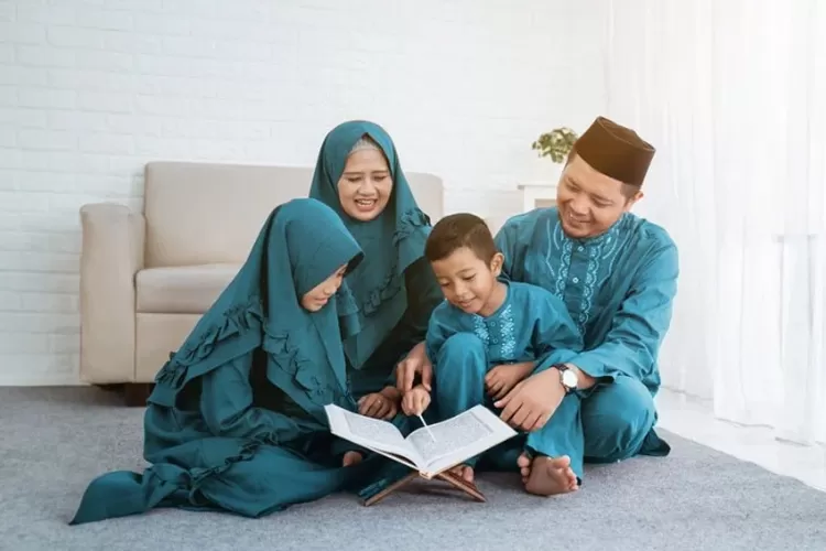 Ibadah lebih tenang dengan perlindungan asuransi syariah. ( Bsimaslahat.or.id)