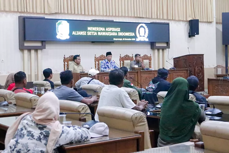 Hearing di DPRD Banyuwangi. (Dok)