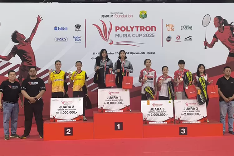 Salah satu gelar juara yang lepas dari PB Djarum adalah sektor Ganda Anak Putri U-13. Klub Jaya Raya keluar sebagai juara. Sedang Atlet PB Djarum harus puas juara tiga Bersama PB Champion Klaten.  (Muhammad Thoriq)