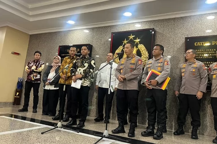 Kemenhut, Polri hingga Kejagung mulai selidiki soal kayu gelondongan di banjir Sumatera.  (polri.go.id)