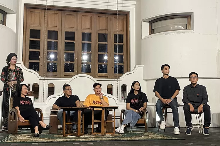 Crew dan cast film Kuyank saat di Jogja usai pemutaean film di gelaran JAFF.  (WAHYU TURI K)