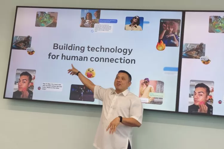 Country Director Meta untuk Indonesia Pieter Lydian menyampaikan paparan mengenai teknologi Meta AI dalam acara yang digelar di Jakarta, Rabu (10/12/2025). ( ANTARA/Adimas Raditya)