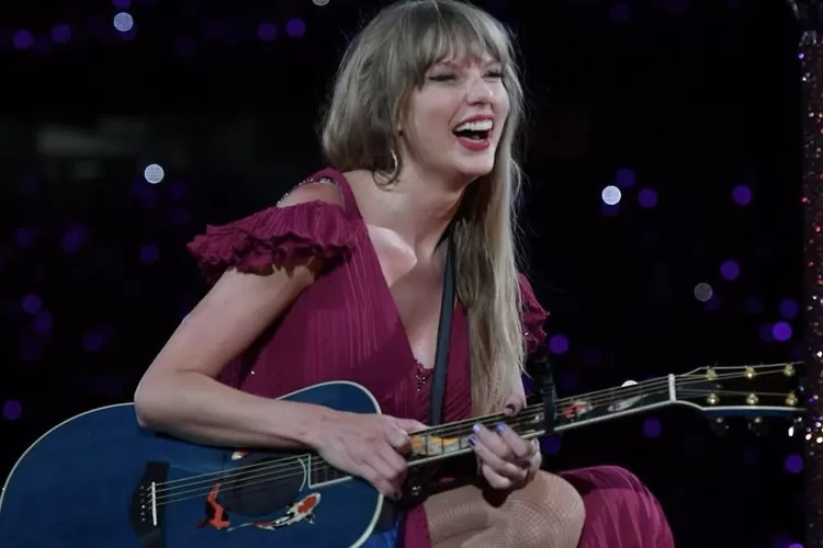 Taylor Swift Tunda Konser The Eras Tour Hari Kedua di Brasil akibat