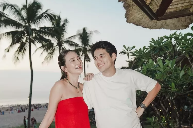 Luna Maya dan Maxime Bouttier (GenzDaily/dok: Instagram @lunamaya)