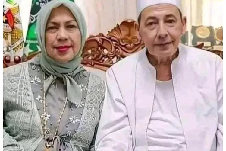 Syarifah Salma dan Habib Luthfi bin Yahya  (Instagram @habibluthfibinyahya)