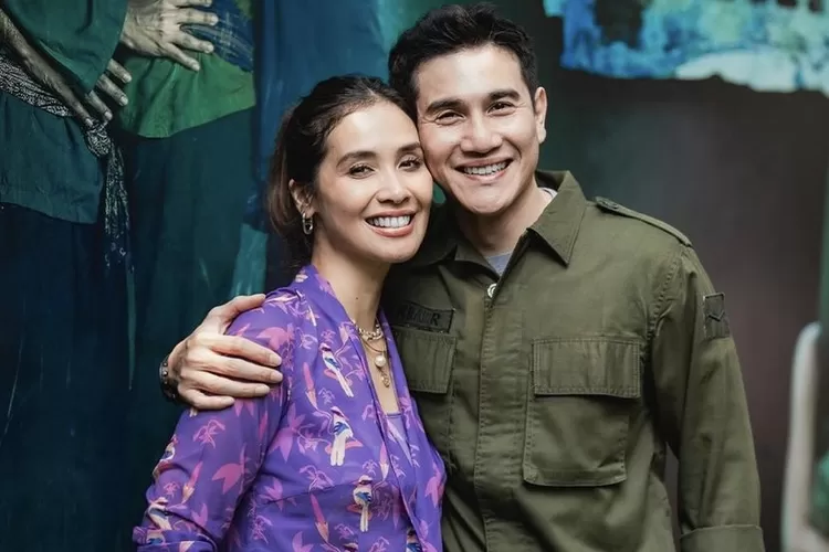 Vino G. Bastian dan Marsha Timothy Bagikan Kisah Perjalanan Mendidik Anak (GenzDaily/dok: Instagram @vinogbastian_)