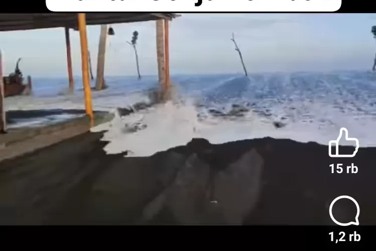 Air laut mulai naik di wilayah Lombok NTB. Foto: Istimewa