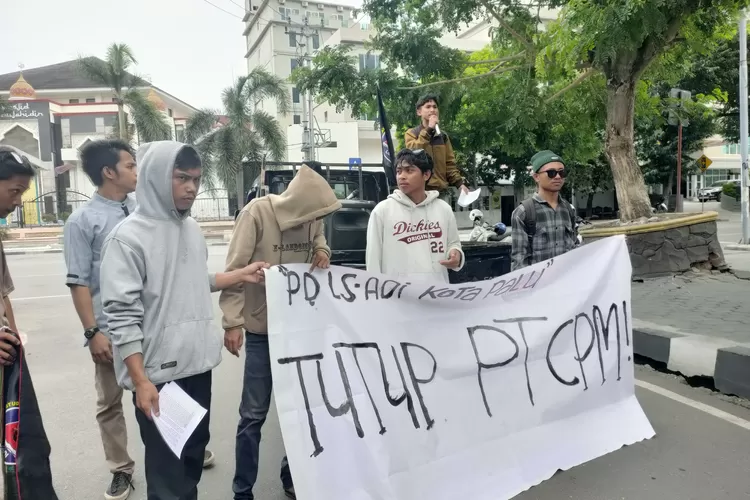 Aksi demo damai. (Foto: dok LSADI)