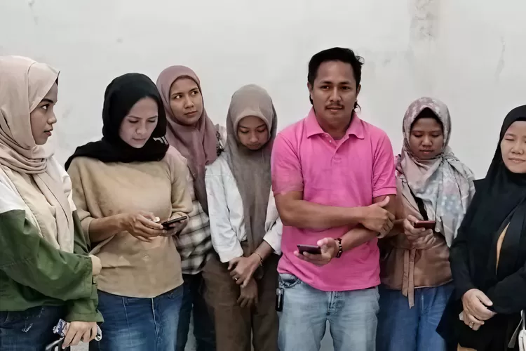 Korban LPK Azumy Gakuin Centre Purwakarta menolak mediasi, tuntut pertanggungjawaban hukum atas dugaan penipuan dengan kerugian miliaran rupiah. (Istimewa)