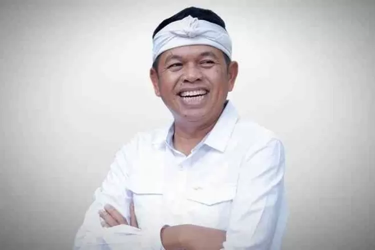 Lirik lagu Dangding Emka 9 karya Dedi Mulyadi, sering jadi backsound kanal YouTube resmi KDM. (Istimewa)