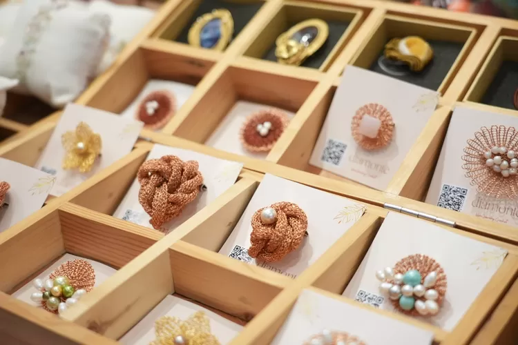 BRI dukung UMKM Diamonte asal Mojokerto tampil di BRI UMKM EXPO(RT) 2025, siap ekspansi pasar global. (Dok. Bank BRI)
