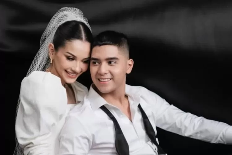 Al Ghazali dan Alyssa Daguise klarifikasi isu kehamilan. Mereka membantah, namun tetap minta doa terbaik dari publik. (purwakarta Online)