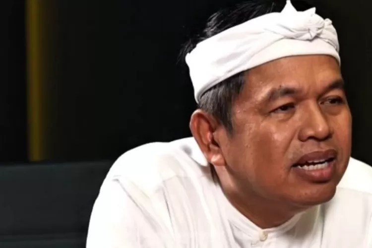 Dedi Mulyadi larang study tour usai dengar keluhan orang tua. Biaya Rp4 juta picu utang di rentenir desa alias Bank Emok. ((Instagram/dedimulyadi71))