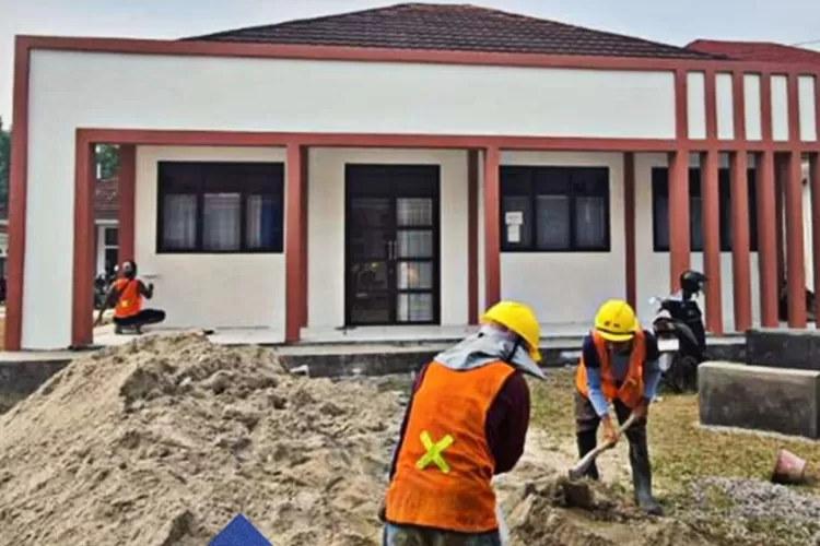 Pemerintah targetkan 100 Sekolah Rakyat per tahun. Tahap 1C kini capai progres 60,93%, selesai Agustus 2025. ((Facebook/Kementerian Pekerjaan Umum RI))