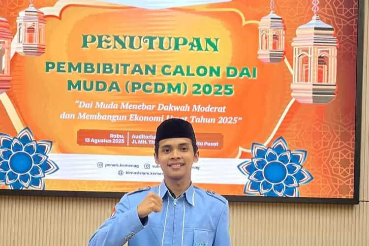 Potret Raden Muhammad Dhawy Tiramadhan, Mahasiswa UIN Sunan Gunung Djati Bandung (Purwakartaonline.com)
