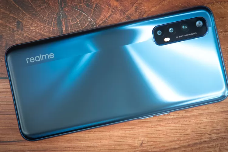 Anjlok Hingga Rp 1 Jutaan, 3 Rekomendasi HP Realme Terbaik Turun Harga ...