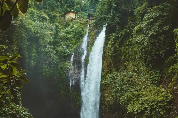 Curug Putri Carita Destinasi Alam yang Menawarkan Keindahan